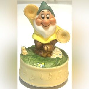 Charming Yellow and Brown Dwarf Party Decoration